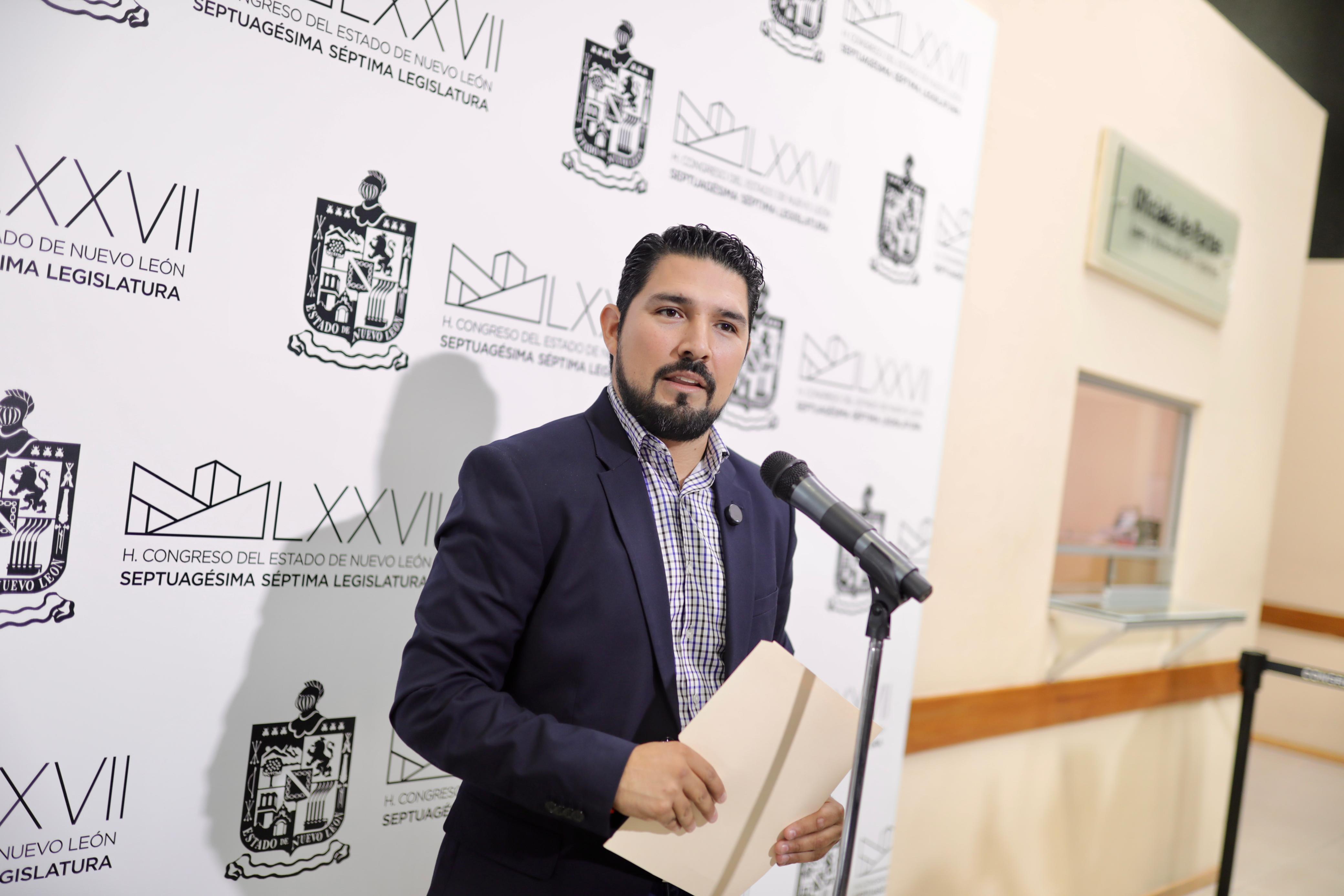DIP. FERNANDO AGUIRRE (1)